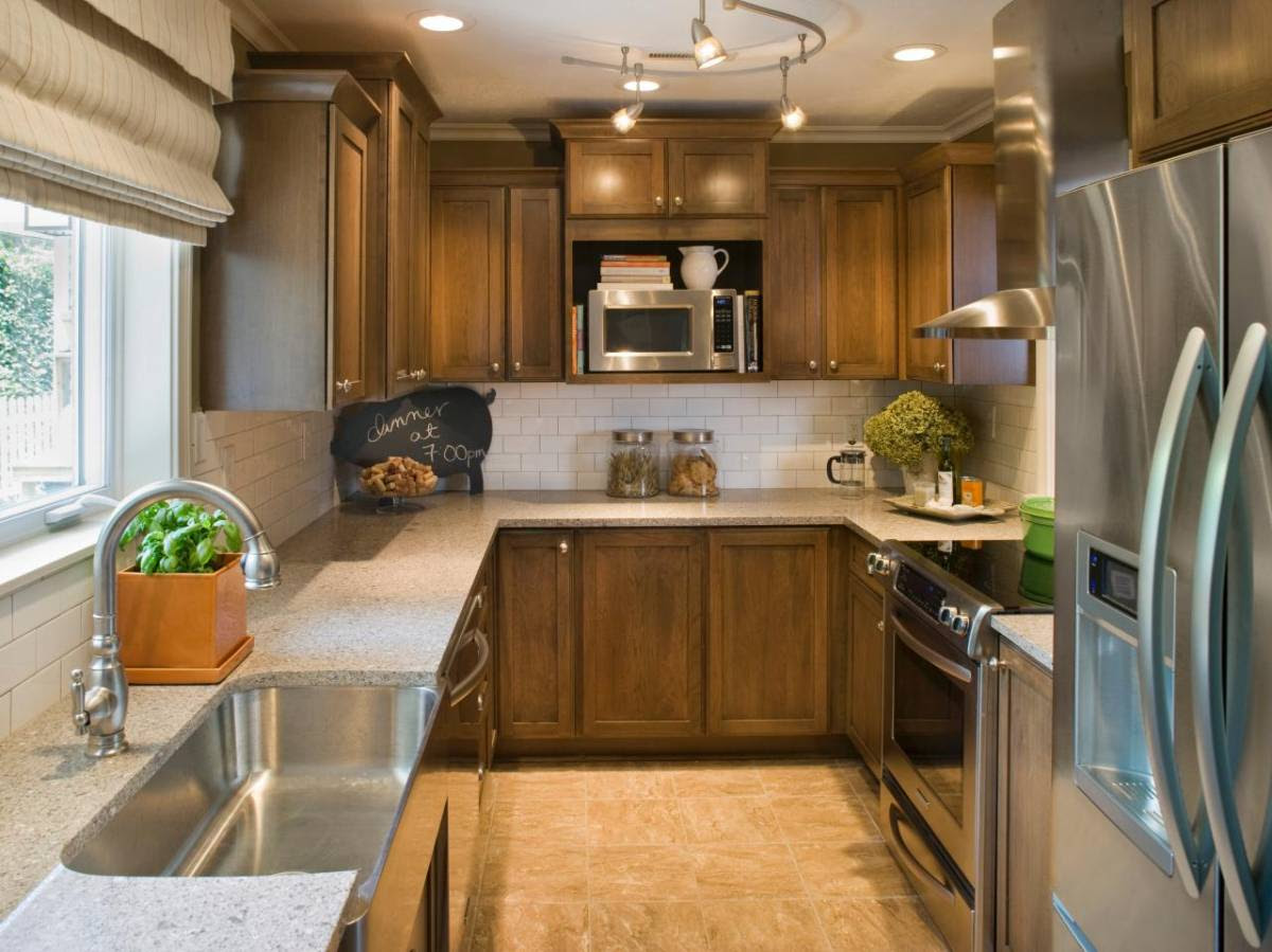 37 Examples Of Galley Kitchen Lighting That Looks Very Impressive - Interior Design Inspirations
