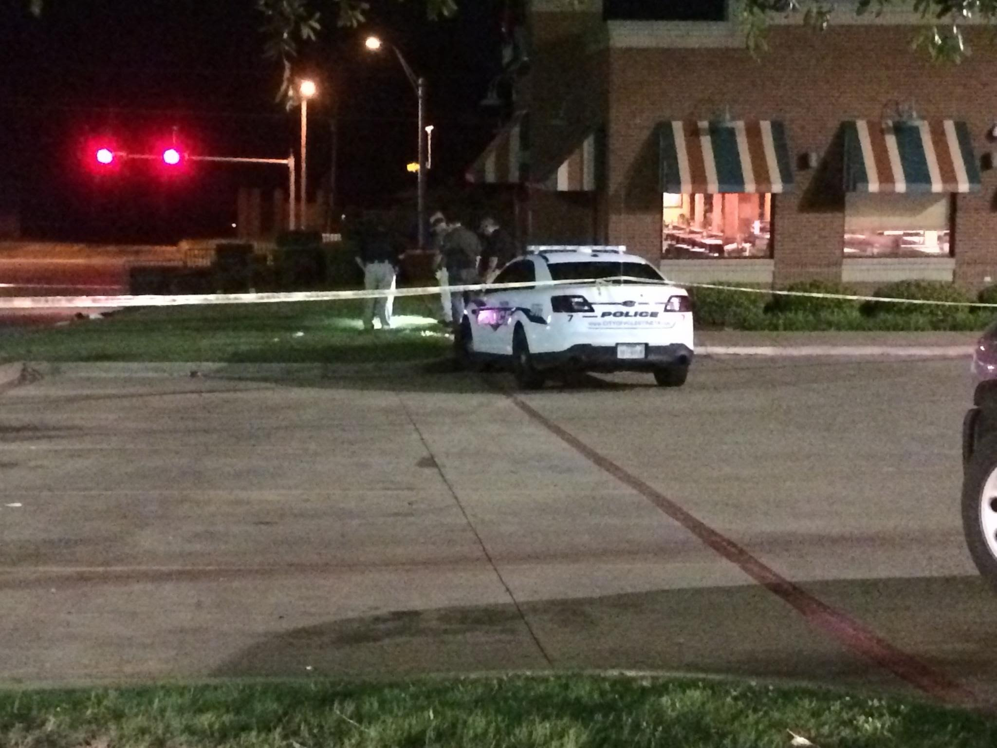 ... the scene of the shooting outside a Palestine Applebee's. (KYTX