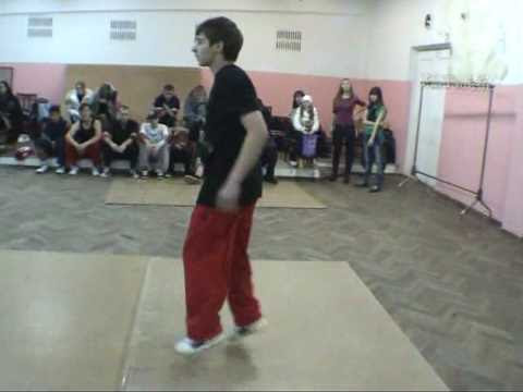 026 bboy Shy (Post Scriptum crew) vs bboy Flip (Street Unit crew) at Sakhalin ABC 2009