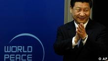 Chinese Vice President Xi Jinping arrives for the opening ceremony of the World Peace Forum in Beijing Saturday, July 7, 2012. (Foto:Ng Han Guan, Pool/AP/dapd).