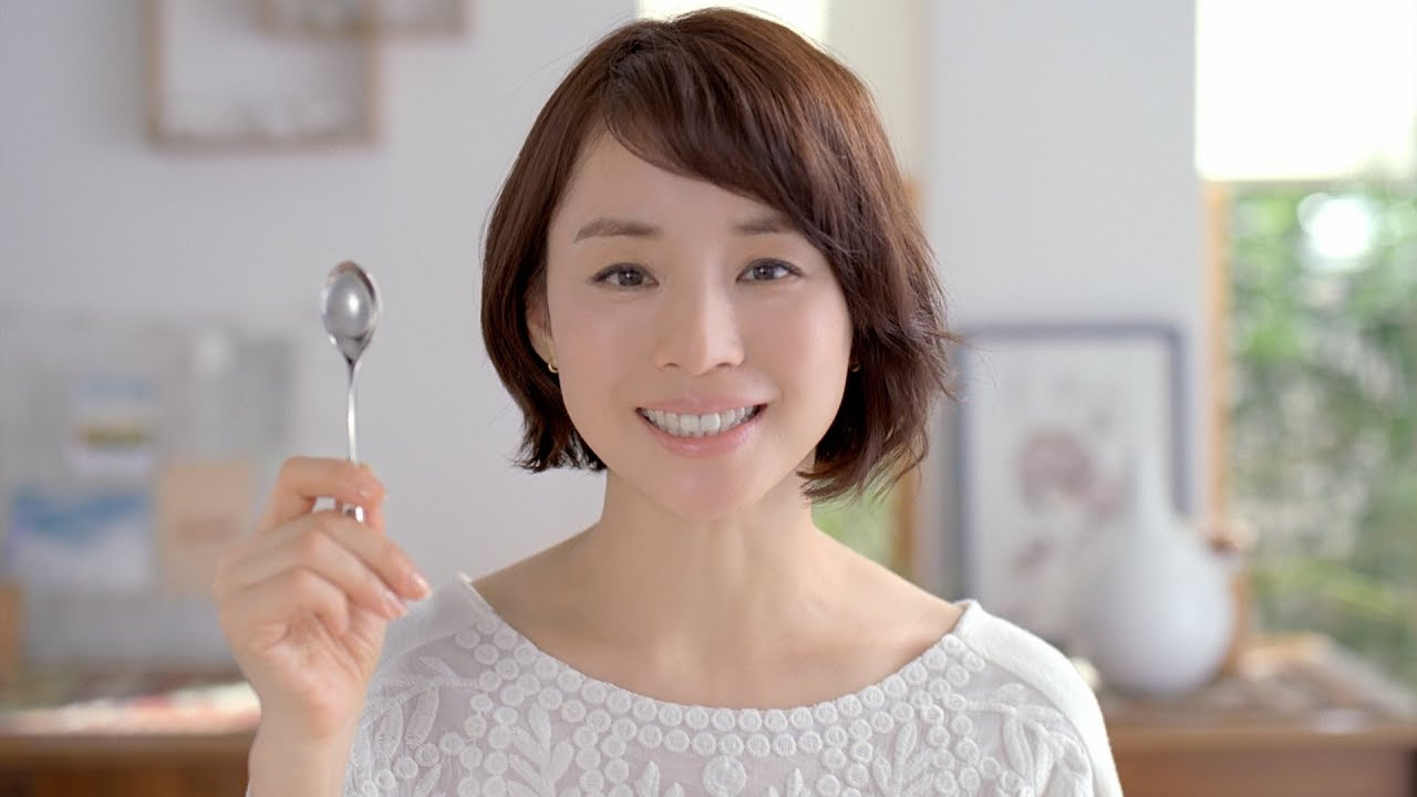 石田ゆり子の髪型にしたい人必見 ショートヘア ボブなどオーダーのコツ解説 ねころ部
