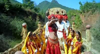 http://i347.photobucket.com/albums/p464/blogspot_images1/Aarya/PDVD_440.jpg
