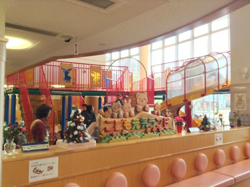 京都 こどもみらい館 市内中心部にある人気の無料遊具施設 子育て日記 室内施設 こどもの遊び場を紹介