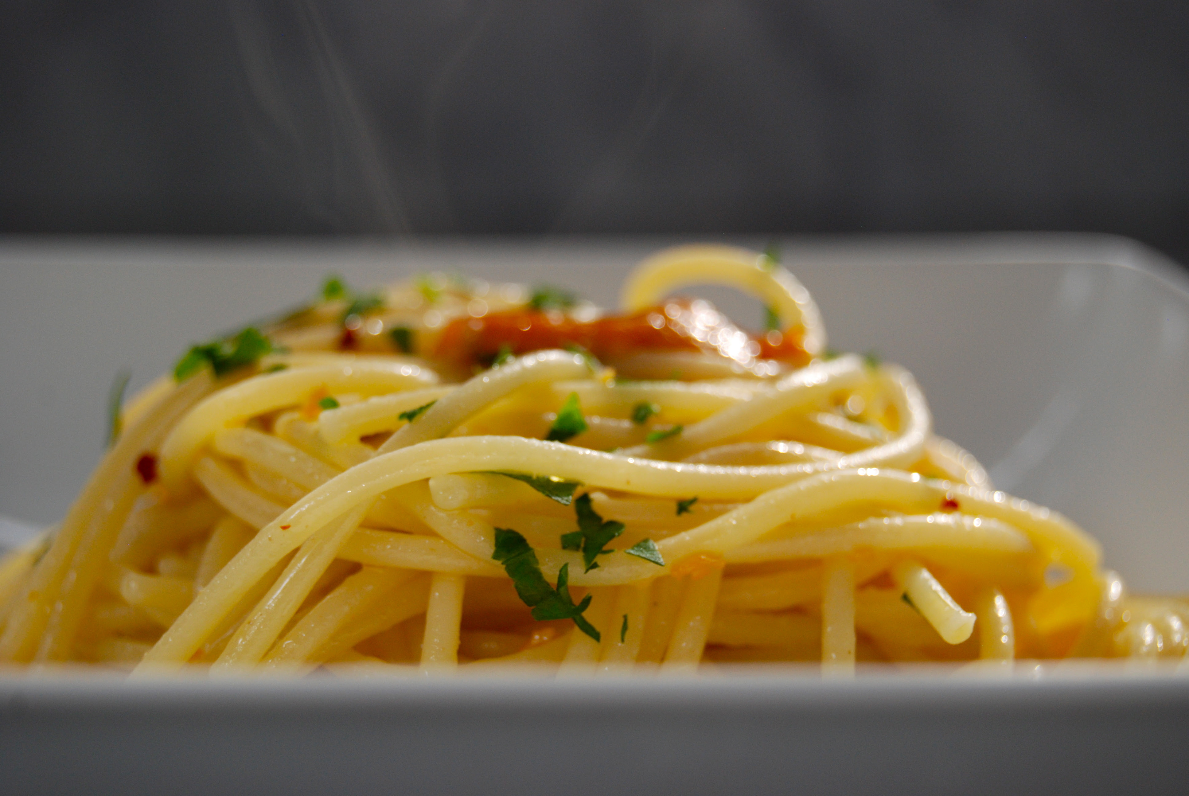 Aglio, Olio e Peperoncino; and a variation on the theme ...