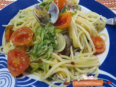 spaghetti vongole  zucchine ricetta spaghetti