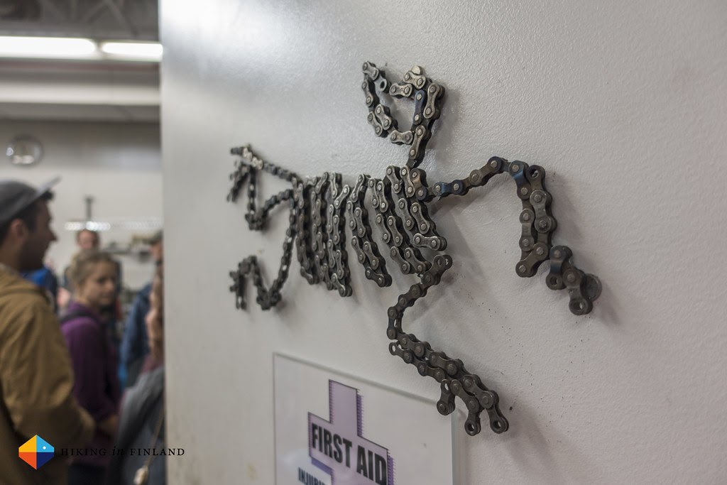 Chain Bird