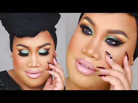 Video Eye Makeup For Tiffany Blue Dress