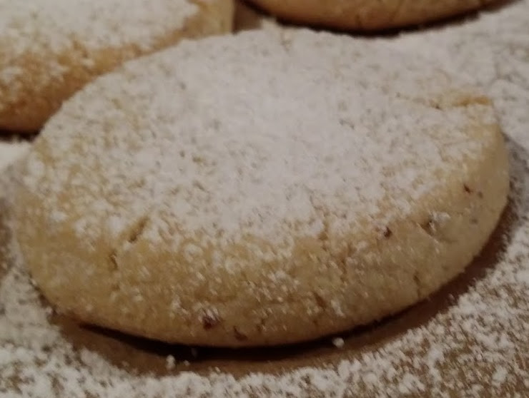 Recipe for Mexican Christmas Cookies - Polvorones de almendra