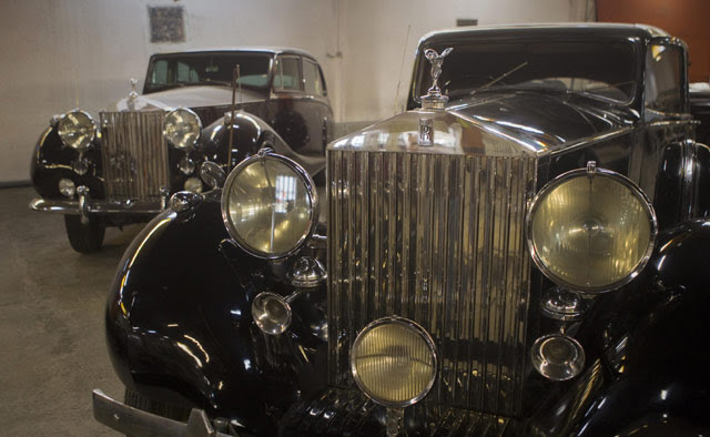 Mobil Keluarga Raja Iran