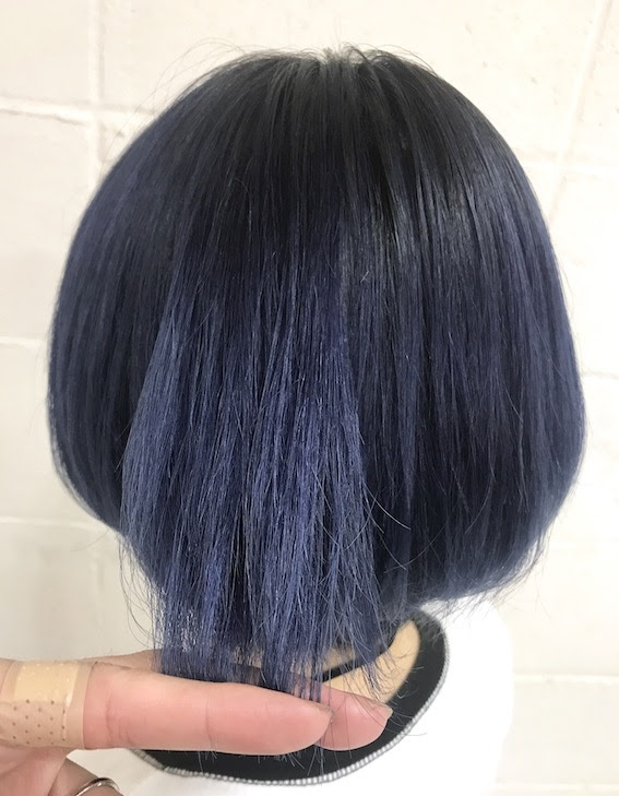 ネイビーブルーヘアカラー 青カラー ネイビーカラーにしてみたい方の参考カラー写真 グラデーションカラー インナーカラー ハイライトカラー Sherry 原宿美容室