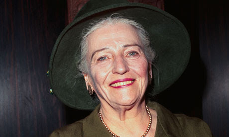 http://austintoutvabien.overblog.com/2014/04/vent-d-est-vent-d-ouest-de-pearl-buck.html