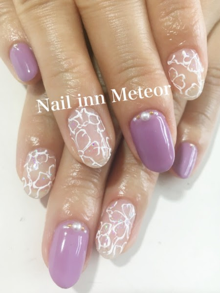 旬のパープル カラー ラメ ラインストーン ビジュー 新作定額トレンドネイル マット花柄レース3d Nail Inn Meteor 大府市のネイル サロン