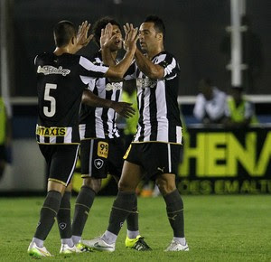 Daniel Carvalho Macaé x Botafogo (Foto: Vitor Silva / SSPress)
