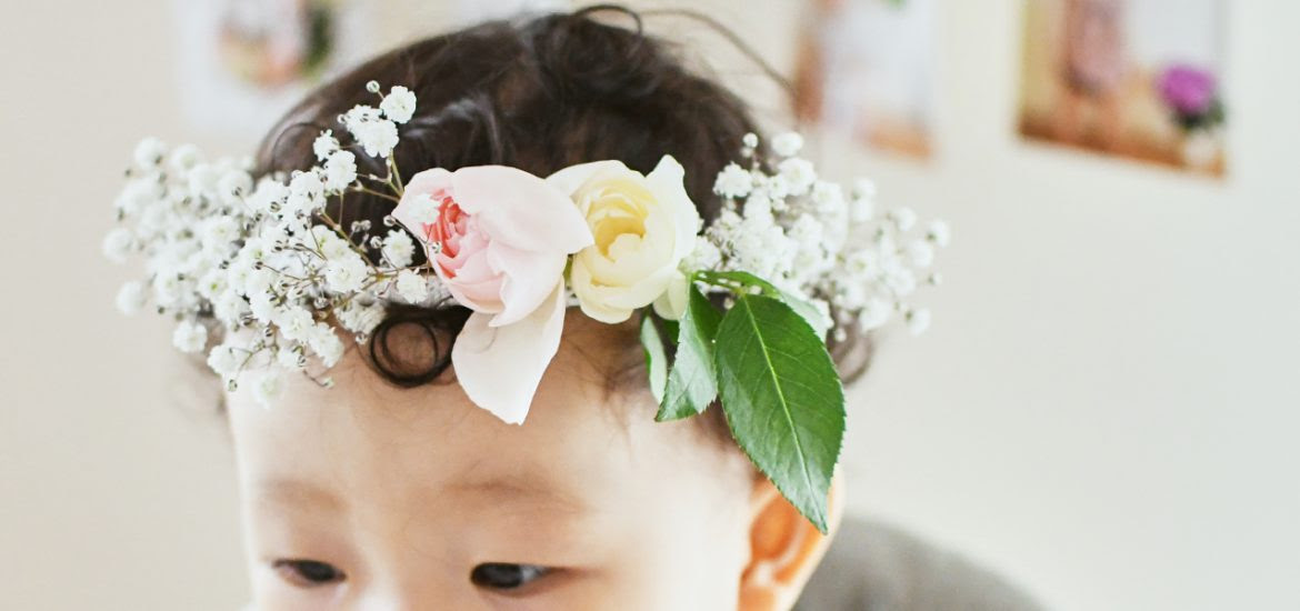 赤ちゃんや子どもの誕生日に 花かんむりの作り方 The Life
