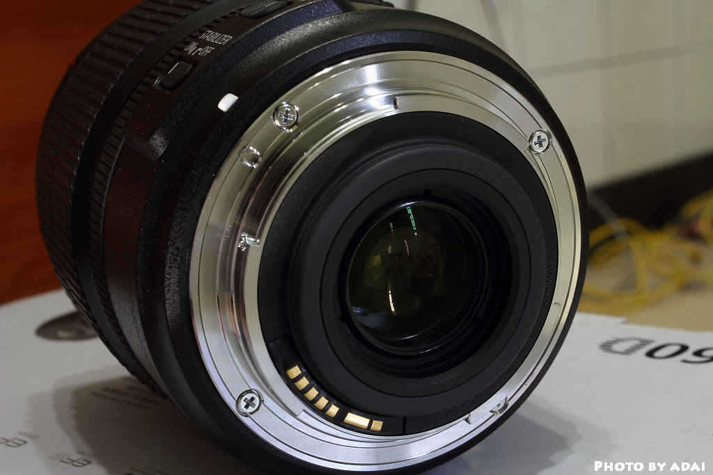 Canon EF-S 15-85mm/F3.5-5.6 IS USM