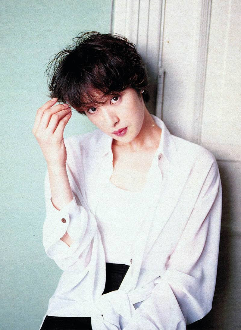 52岁的天海佑希与金城武拍过激情戏 小10岁的海清却没戏演 角色