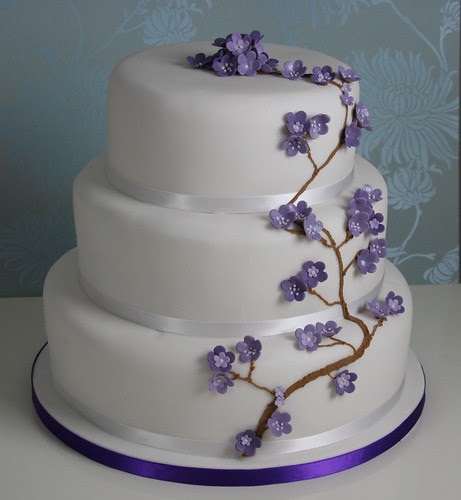 purple cherry blossom wedding cake
