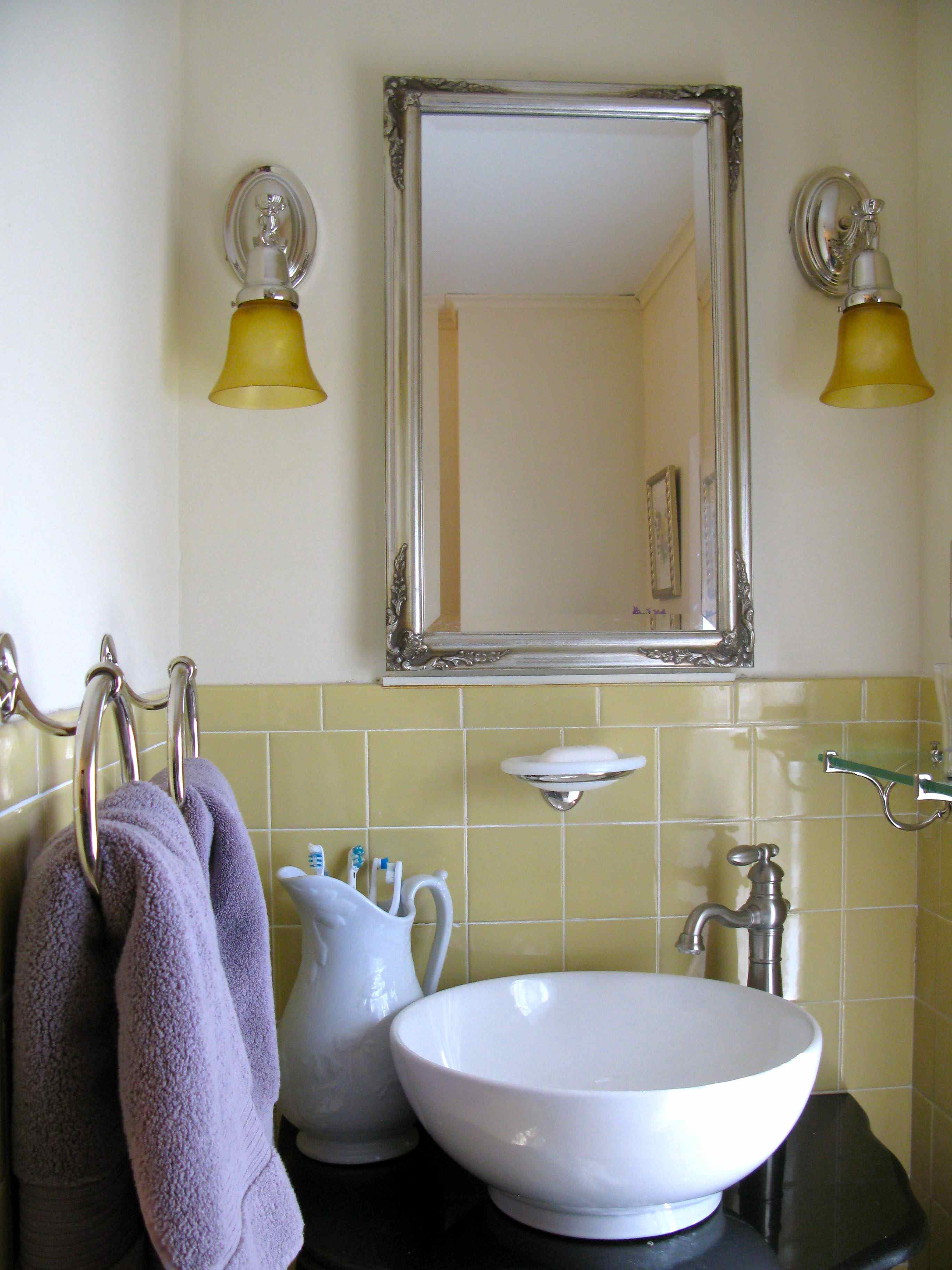 30 great pictures and ideas of old fashioned bathroom tile ...