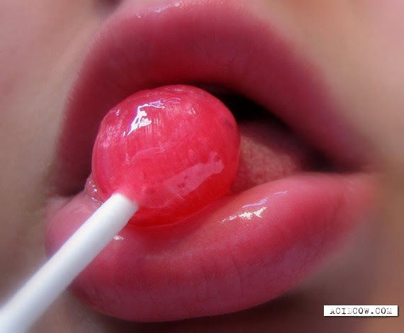 Sexy women lips (20 pics)