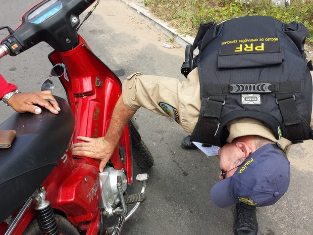 PRF apreende motos roubadas no RN (Foto: Divulgação/PRF)