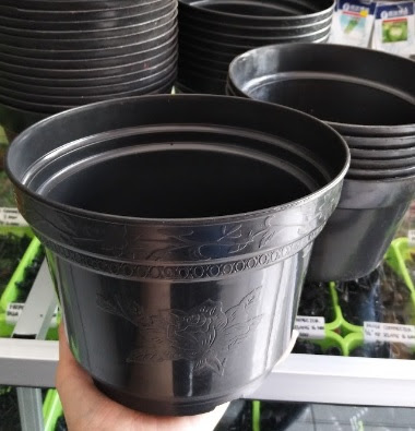 Pot Bunga Tanaman Hitam 25 cm BibitBunga com Pot Bunga Tanaman Hitam 25 cm BibitBunga com