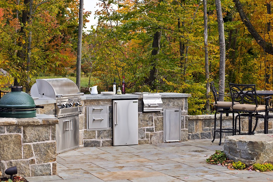 7 Tips For Designing The Best Outdoor Kitchen