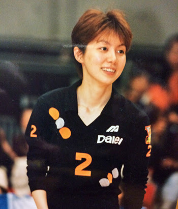 カーテンコール 美しきバックアタッカー 山内 藤本 美加さん バレーボールマガジン
