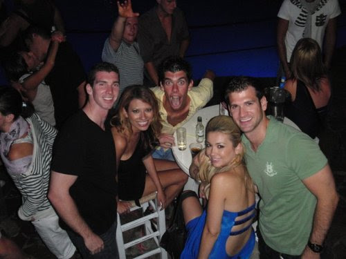 Photobombing (10)