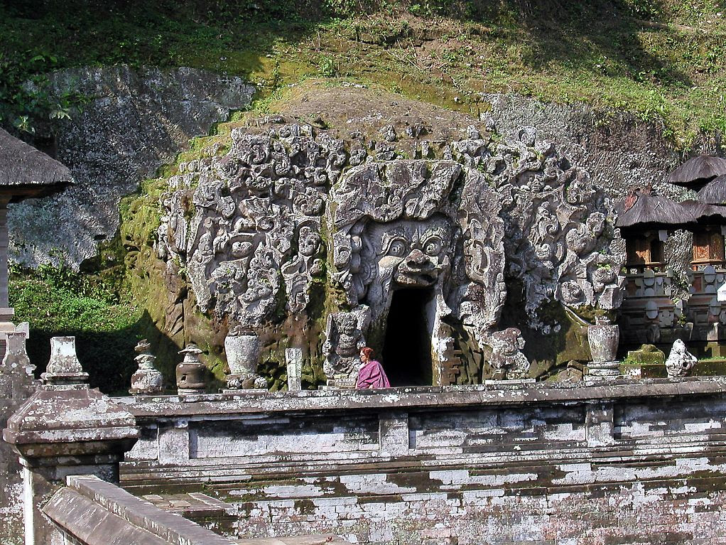 インドネシア バリ島 ゴア ガジャ 古代遺跡