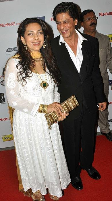 Shah Rukh Khan and Juhi Chawla
