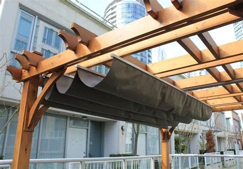 breeze pergola  retractable canopy home