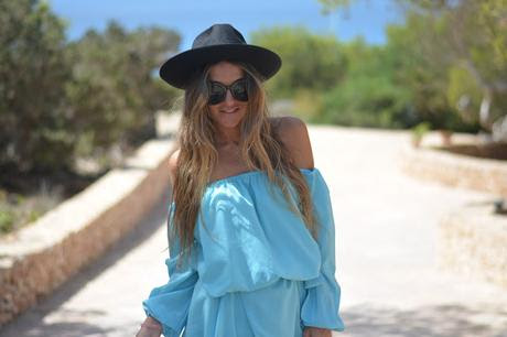 BEACHY LOOKS: BLUE DRESS BEACHY LOOKS: BLUE DRESS
