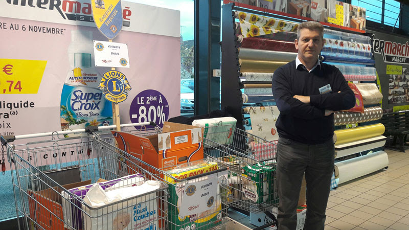 Collecte Pour Les Bebes Lions Club Compiegne Imperiale