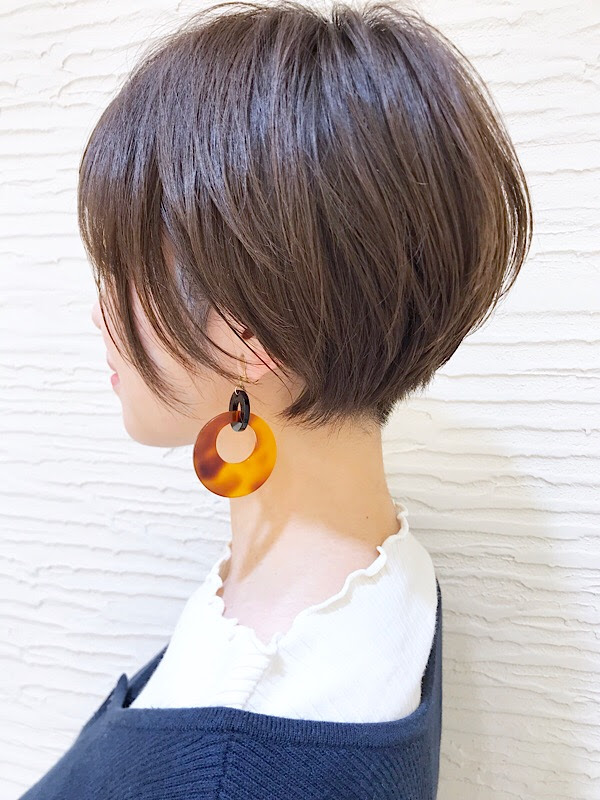 刈り上げ 黒髪前下がりショートボブ ヘアスタイル 美容院 美容室 モリオフロムロンドン 原宿本店 大宮 池袋 成増