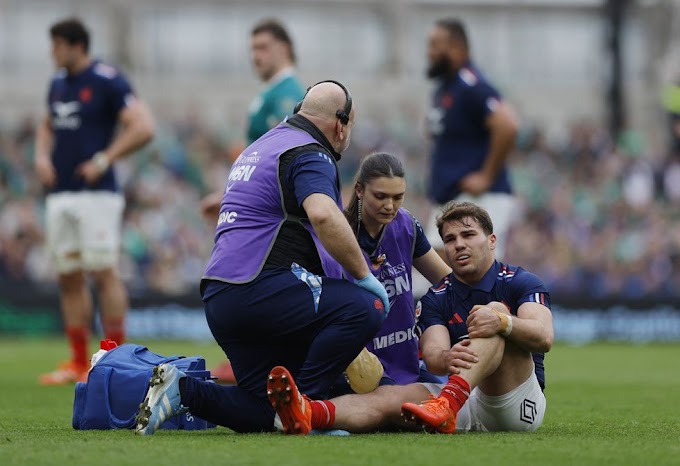 Antoine Dupont injury: France star faces significant spell out as head coach fumes at Irish players