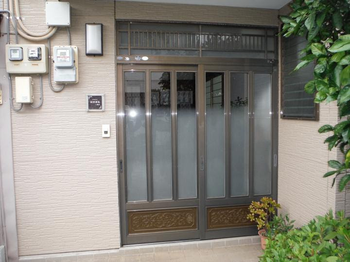 引き戸クローザー