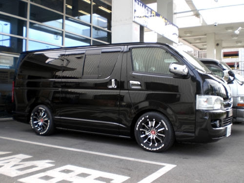 ハイエース 専門店 寺本自動車商会blog スタッフ日記 新車 ｓ ｇｌ ブラックマイカ