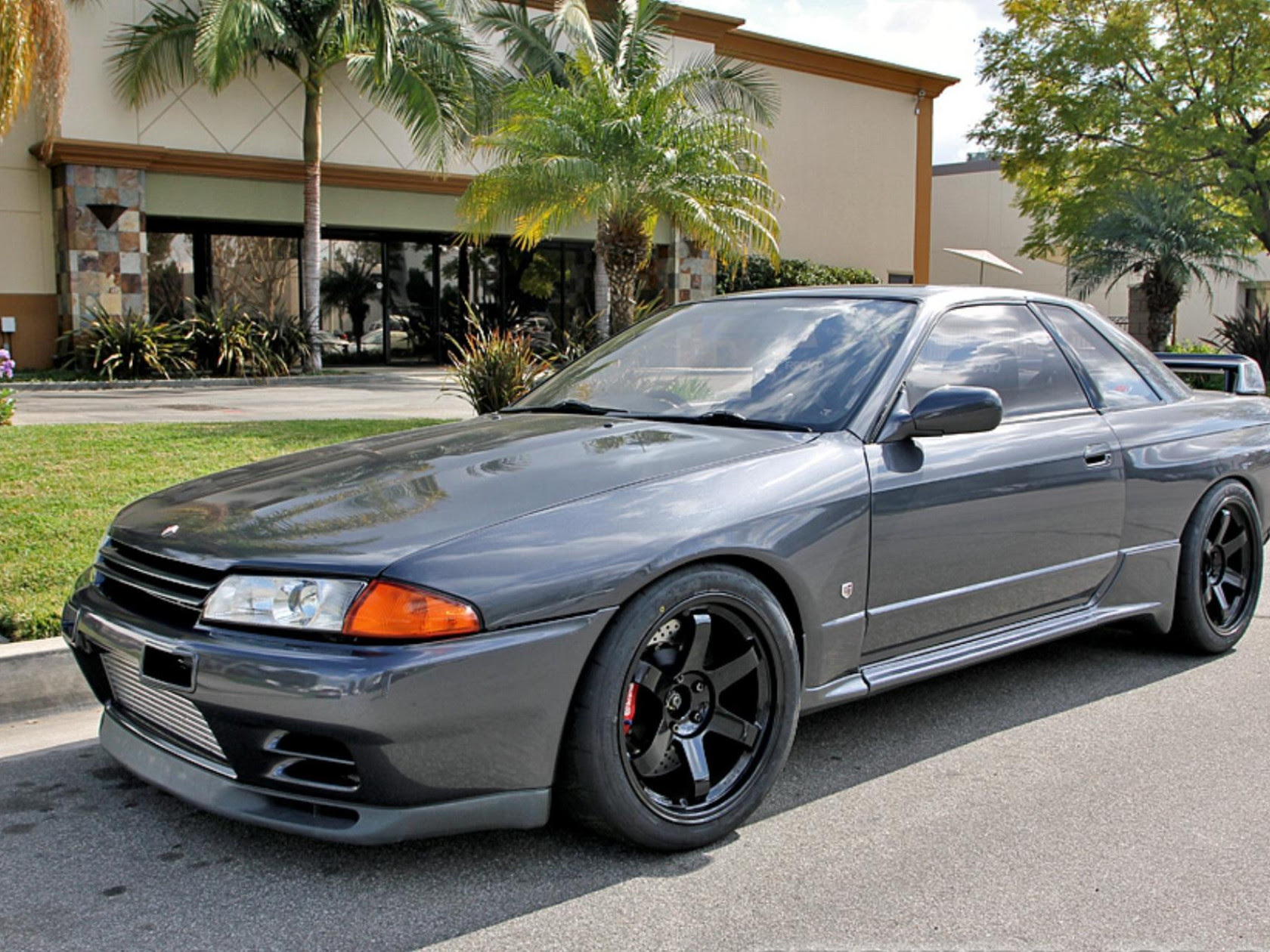 Nissan Skyline R32 HD desktop wallpaper : Widescreen : High Definition : Fullscreen