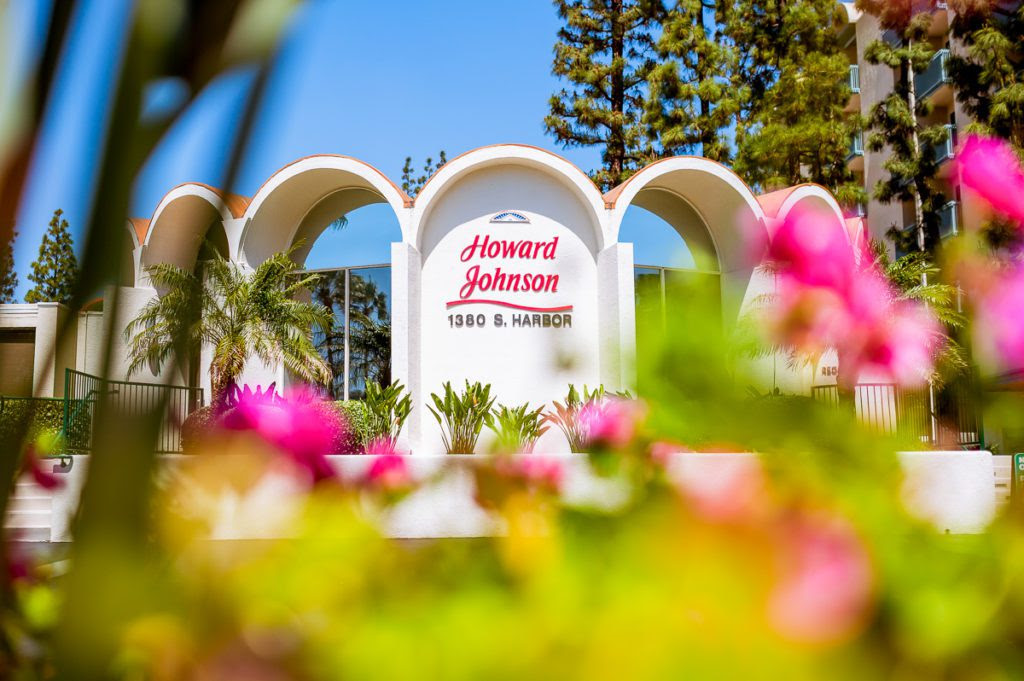 HOJO Anaheim | Disneyland Hotel Discount Code – BRB Going to ...