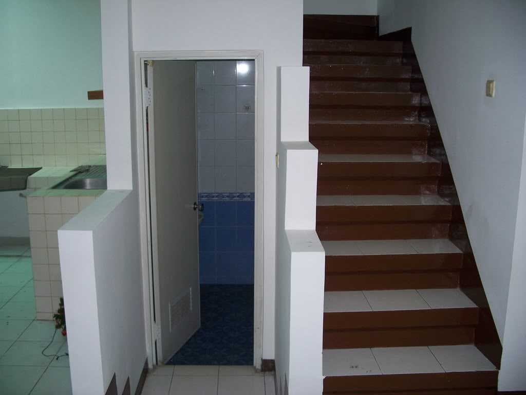 50 Model Kamar Mandi Bawah Tangga  Minimalis Modern