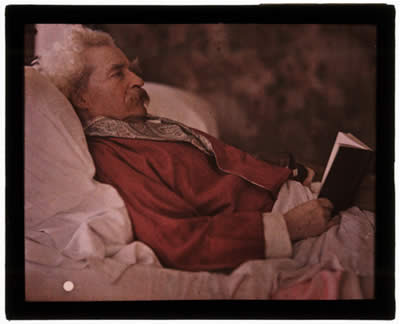 smoking jacket pipe. Mark Twain in Smoking Jacket
