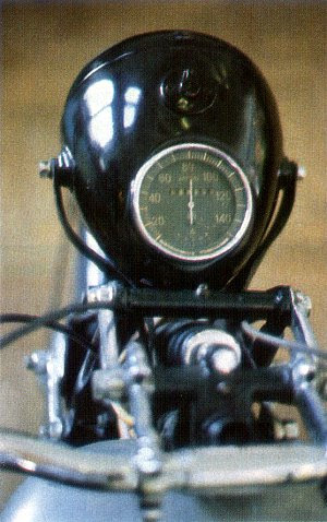 Polski motocykl Sokół 600 RT M211