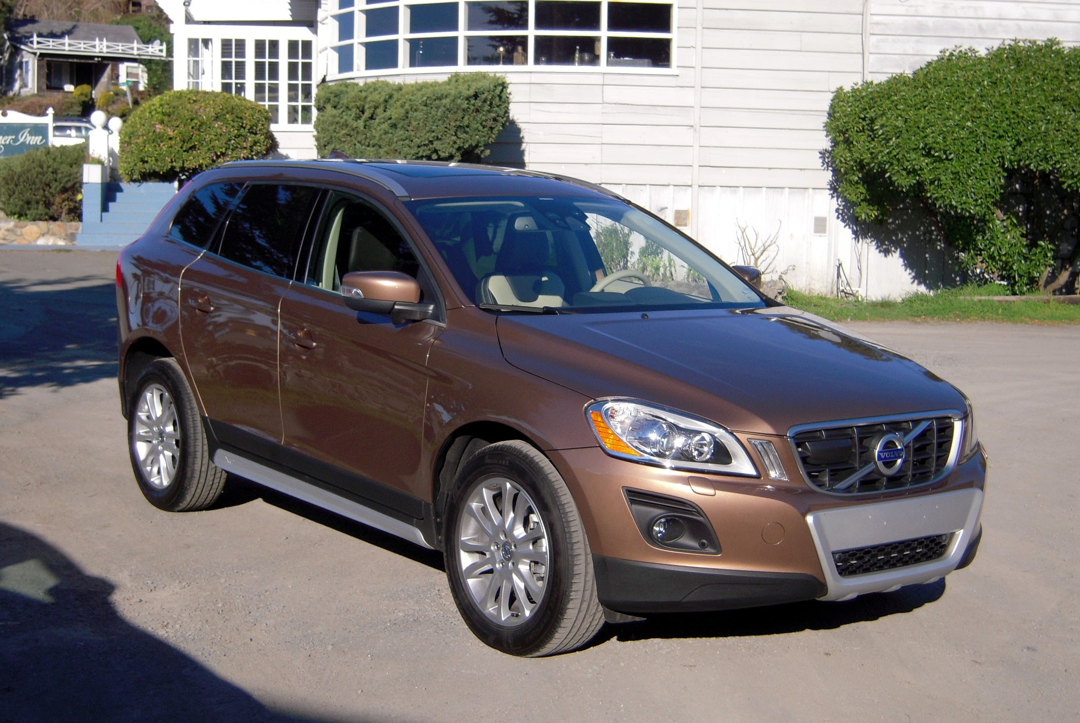 Cool 2010 Volvo XC60 Car