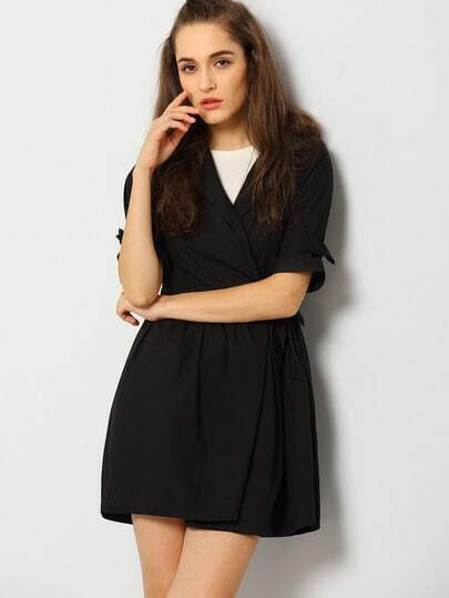 http://www.shein.com/Black-Half-Sleeve-Pockets-Trench-Coat-p-229166-cat-1735.html?aff_id=1285