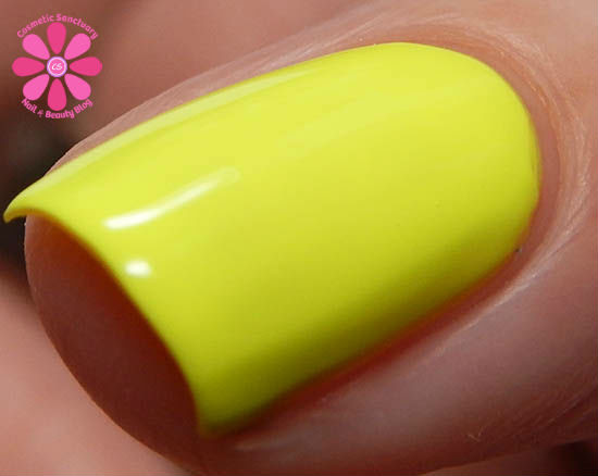 girly-bits-these-hips-don-t-lie-cosmetic-sanctuary2.jpg