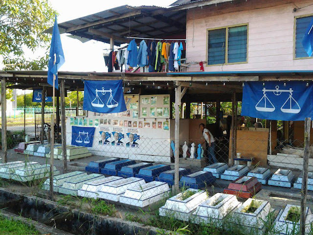 Image result for Gambar kubur umno