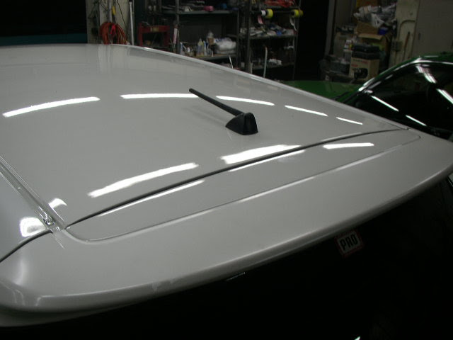 トヨタ ウィッシュ ルーフの塗装剥がれの板金修理 東京都 青梅市 車の板金塗装 キズ ヘコミ 事故車修理の新生自動車 東京青梅市