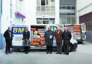 Cáritas recibe de Uvesco y del Rotary Club 2.800 productos de primera necesidad