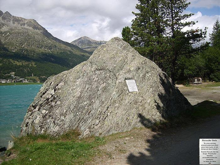 Surlej-Felsen bei Sils Maria