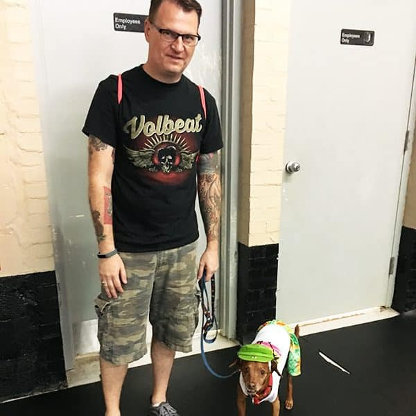 Tampa Bay wore Hawaiian pants, t-shirt and a green cap in an effort to win Best Outfit. 
